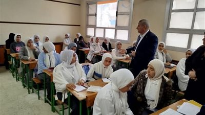 مدير تعليم الشرقية يصدر عدد من التعليمات خلال جولة تفقدية مفاجئة للمدارس
