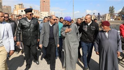 محافظ المنيا يتخذ إجراءات حاسمة للحد من حوادث الطرق والحفاظ على أرواح المواطنين