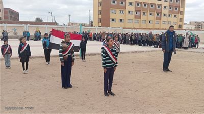 بالصور.. انطلاق الدراسة في 59 مدرسة بالإسماعيلية
