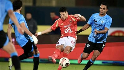 الأهلي يهزم المحلة وطرد العش.بتروجيت يغرق أمام سموحة 