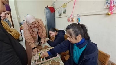 بالصور.. وكيل تعليم القاهرة تقتتح معرض «أهلا رمضان» بإدارة الوايلي 