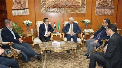 تفاصيل لقاء رئيس جامعة المنوفية بوفد طبي رفيع المستوي من جامعات الصين