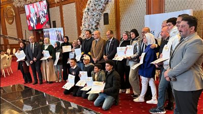 بالصور..نادي المراقبة الجوية يكرم أبناء أعضائه المتفوقين في كافة المراحل التعليمية