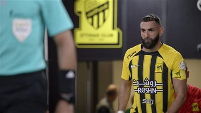 بنزيما يقود اتحاد جدة أمام الوحدة بالدوري السعودي