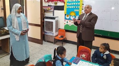 بالصور.. وكيل التعليم يتفقد سير العملية التعليمية بمدارس البياضية في الأقصر
