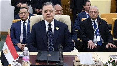 وزير الداخلية يعقد لقاءات ثنائية على هامش أعمال وزراء الداخلية العرب بتونس