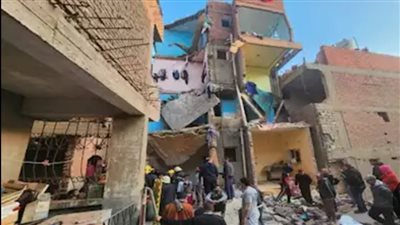 النيابة تعاين عقار كرداسة المنهار وتشكل لجنة هندسية للوقوف على أسباب الحادث