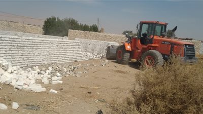 بالصور.. مدينة أرمنت تشن حملة موسعة لاستيراد أراضي أملاك الدولة بالأقصر