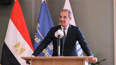 وزير الاتصالات: الرقم القومي للعقارات يظهر على إيصال الكهرباء وتطبيقات ذكية