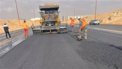 وزير الإسكان: جارٍ استكمال أعمال التطوير ورفع الكفاءة بالمناطق الصناعية بمدينة العاشر من رمضان