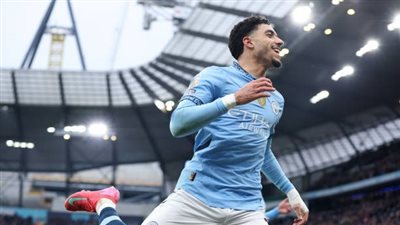 سيلفا يشيد بصفقات مانشستر سيتي الشتوية ويثني على عمر مرموش