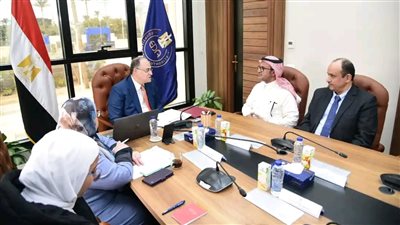رئيس هيئة الدواء يبحث التعاون بمجال تسجيل وتسويق المستحضرات الدوائية مع شركة «سبيماكو» السعودية 