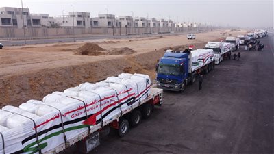 استئناف محدود للمساعدات إلى غزة.. دخول 107 شاحنة منذ أمس