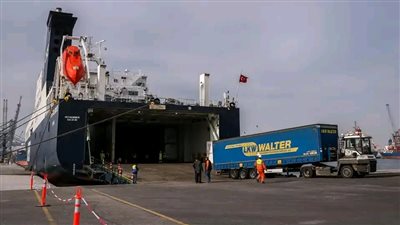 وزارة النقل تدعو المصدرين والغرف التجارية للاستفادة من مزايا خط «الرورو» الملاحي