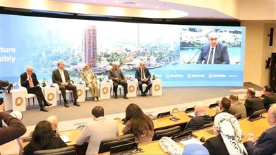 وزير قطاع الأعمال: تعزيز تطبيق معايير الجودة والاستدامة والسلامة والصحة المهنية ضمن أولوياتنا 