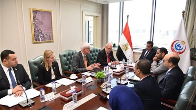 وزير الصحة يستقبل السفير السويدي ومستشار وكالة الصحة العامة 