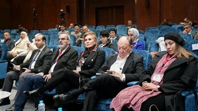 أحد عشر سفيرا من دول أمريكا اللاتينية يزورون مدينة الدواء المصرية 