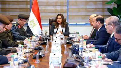 وزيرة التنمية المحلية تتابع جهود الربط بين منظومات تقنين أراضى الدولة والتصالح على مخالفات البناء 