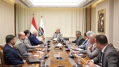 وزير قطاع الأعمال يبحث مع وفد من بولاريس باركس التركية فرص التعاون