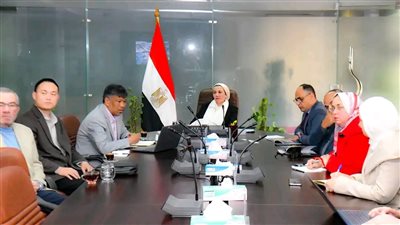 وزيرة البيئة تناقش توطين تكنولوجيا زراعة الغابات في مصر مع شركة صينية