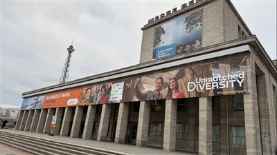 بورصة برلين السياحية الدولية (Messe Berlin) تتزين بشعار الحملات الدعائية للمقصد السياحي المصري