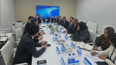 وزير الاتصالات يبحث مع مسؤولى شركات عالمية فرص التعاون والاستثمار فى مصر 