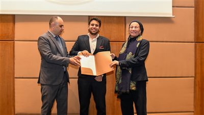 وزيرة البيئة تسلّم عقود تعيين المراقبين والباحثين البيئيين الجدد