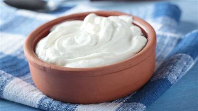 طريقة عمل الزبادي في المنزل زي الجاهز بالضبط