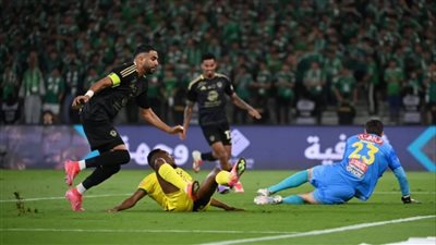 دوري روشن. الهلال يلاحق الاتحاد وسقوط الأهلي وتعادل النصر مع الشباب 