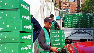توزيع 8910 وجبات إفطار و15 ألف كرتونة مواد غذائية فى أسوان
