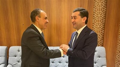 وزير الخارجية والهجرة يلتقي نظيره الأوزبكي