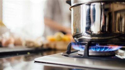 الطهو بموقد الغاز يسبب تلوث الهواء أكثر من السيارات