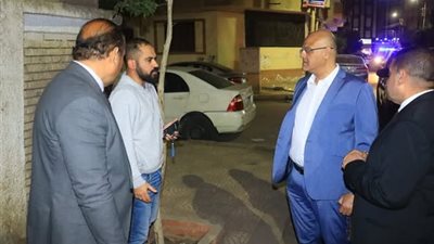 قبل السحور.. محافظ القليوبية يتابع أعمال النظافة والإشغالات بمدينه بنها (صور)