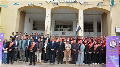 رئيس جامعة دمياط يدشن مبادرة 