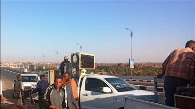 بتعليمات المحافظ.. حملات متنوعة لتطهير مدن أسوان والبصيلية من الإشغالات