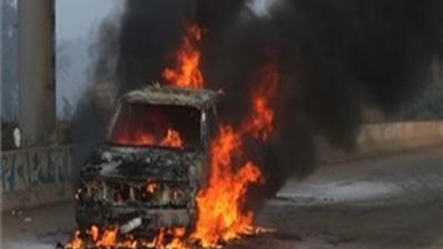 بسبب صواريخ رمضان.. تفحم سيارة ملاكي أثناء توقفها بالحرس الوطني في القليوبية