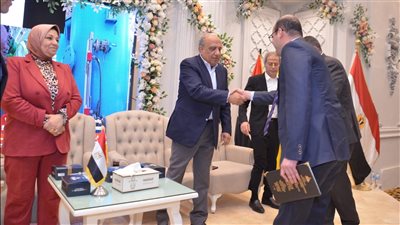 وزير الكهرباء: العاملون بالوزارة قادرون على تأمين التغذية الكهربائية لجميع مشروعات التنمية 