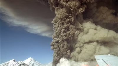 علماء يحذرون من ثوران بركاني في منطقة جبل سبور بأمريكا