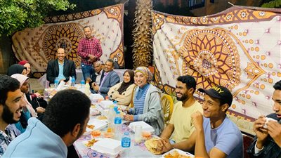 بالصور.. جامعة الأقصر تنظم مائدة إفطار جماعي للطلاب والعاملين بالجامعة