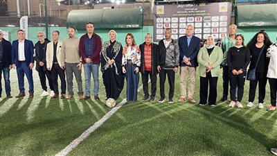 نجوم الكرة المصرية يشاركون فى حفل ختام دورة النقابة العامة للعاملين بالبنوك والتأمينات