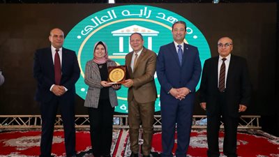 بالتفاصيل.. رئيس جامعة دمياط والمحافظ يشاركان في احتفالية معهد راية