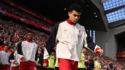 برشلونة يطارد لويس دياز.. وليفربول يحدد موقفه