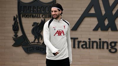 سوبوسلاي يتفوق على صلاح ويُتوج بجائزة لاعب الشهر في ليفربول