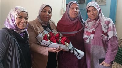 محافظ القليوبية يهنئ الأم المثالية على مستوى المحافظة (صور)