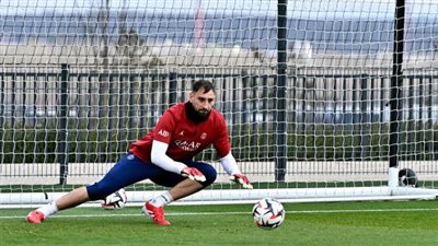 وكيل دوناروما يوضح موقفه من التجديد مع باريس سان جيرمان