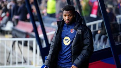 هل يغادر فاتي برشلونة؟.. النادي يحدد موقفه النهائي