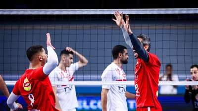 الأهلي يتأهل لنهائي دوري الطائرة بعد الفوز على الزمالك بثلاثية نظيفة