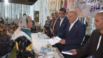 بالصور.. تكريم 250 طالبًا من حفظه القرآن الكريم بمركز القرنة في الأقصر