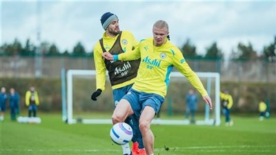 هالاند يطمئن جماهير السيتي: تمديد عقدي دليل على ثقتي بالنادي