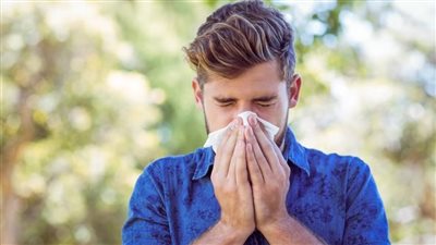 كيف تحمي نفسك من العطس في موسم الحساسية؟